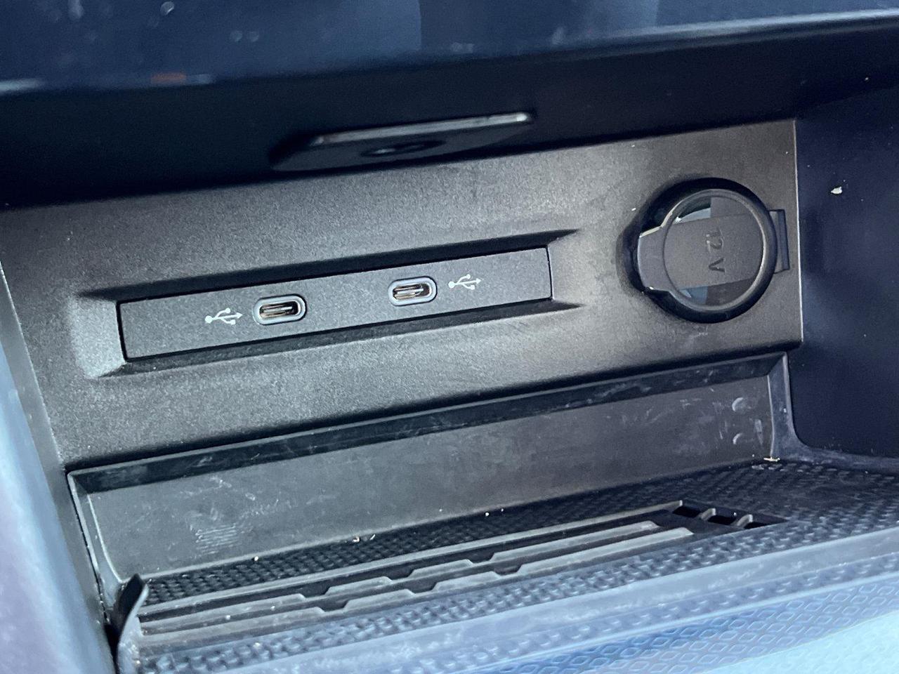 2025 Volkswagen Taos SE Hagerstown MD