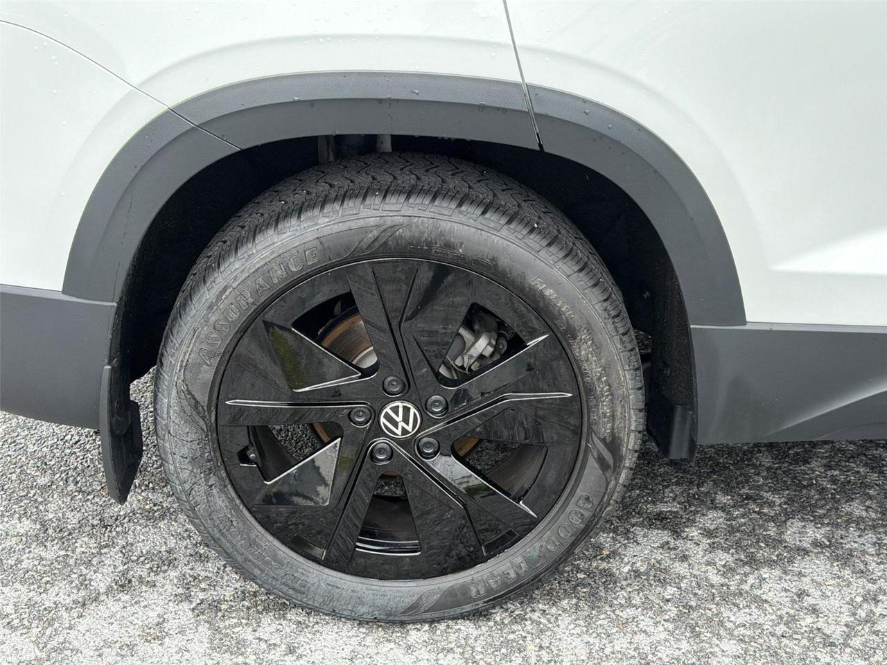 2025 Volkswagen Taos SE Hagerstown MD