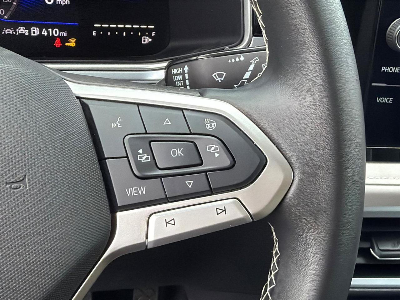 2025 Volkswagen Taos SE Hagerstown MD