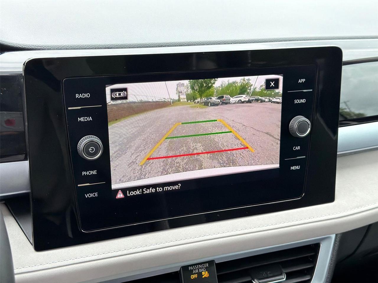 2025 Volkswagen Taos SE Hagerstown MD