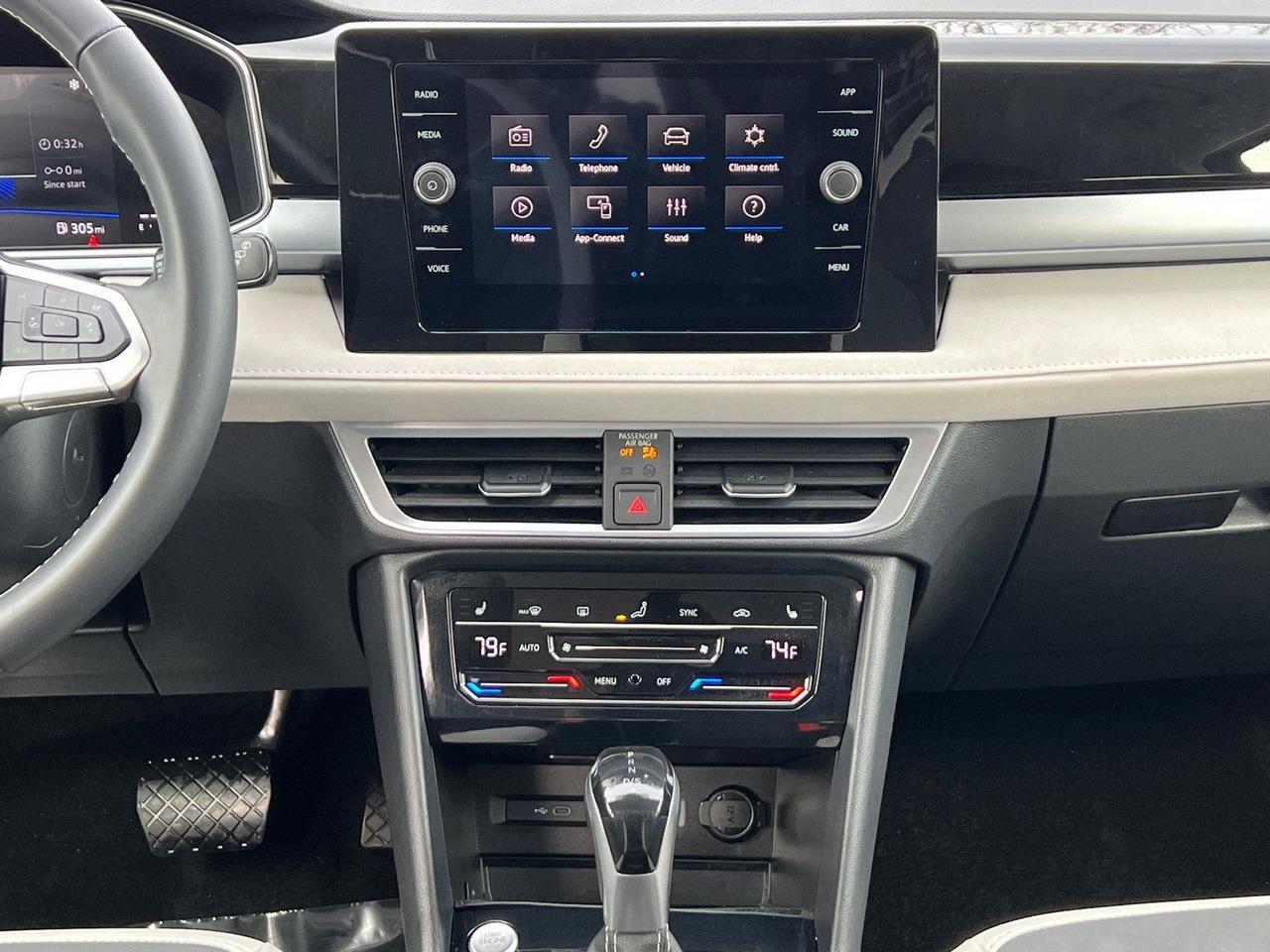 2025 Volkswagen Taos SE Hagerstown MD