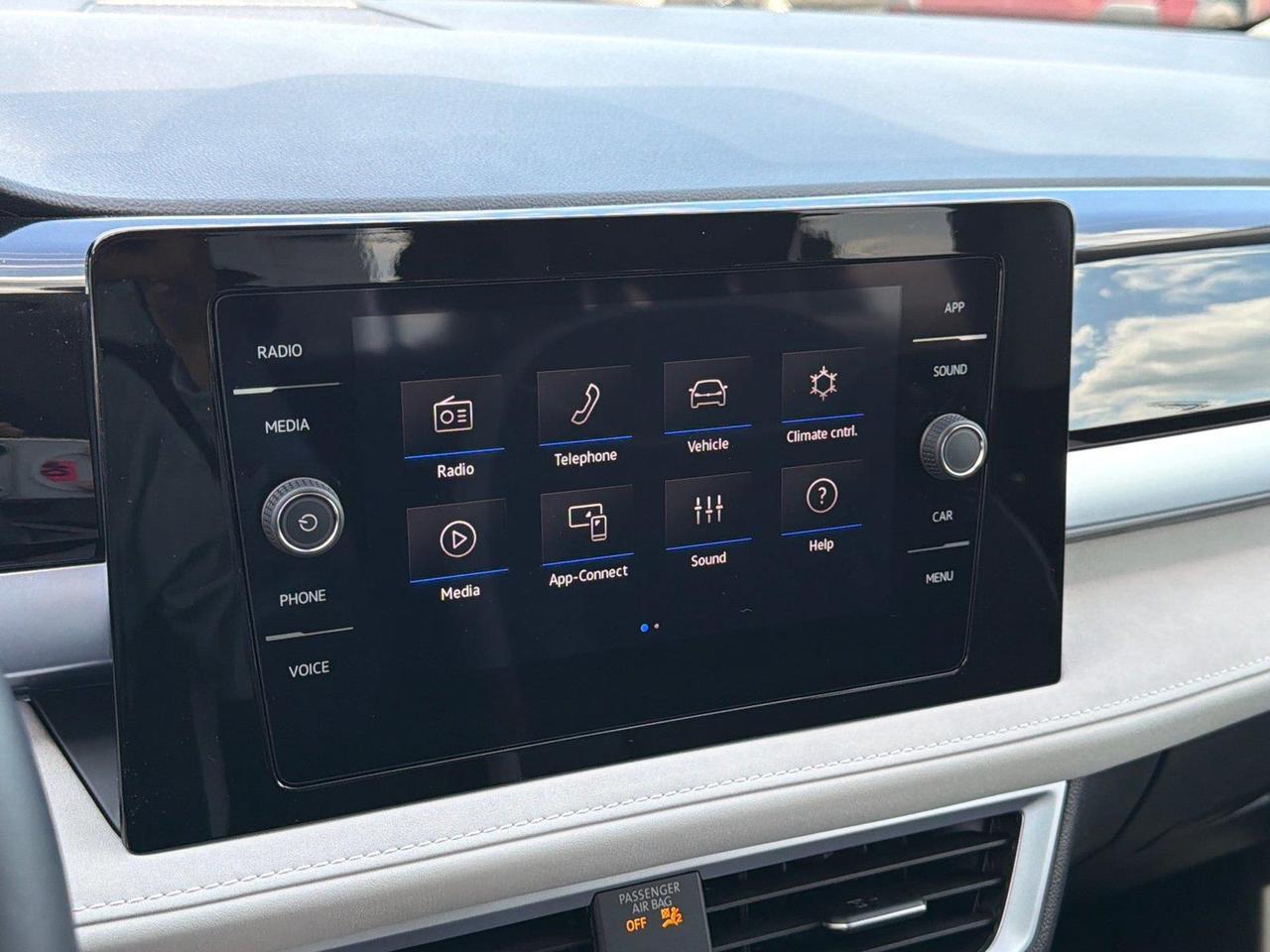 2025 Volkswagen Taos SE Hagerstown MD