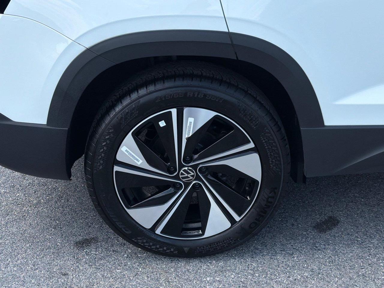 2025 Volkswagen Taos SE Hagerstown MD