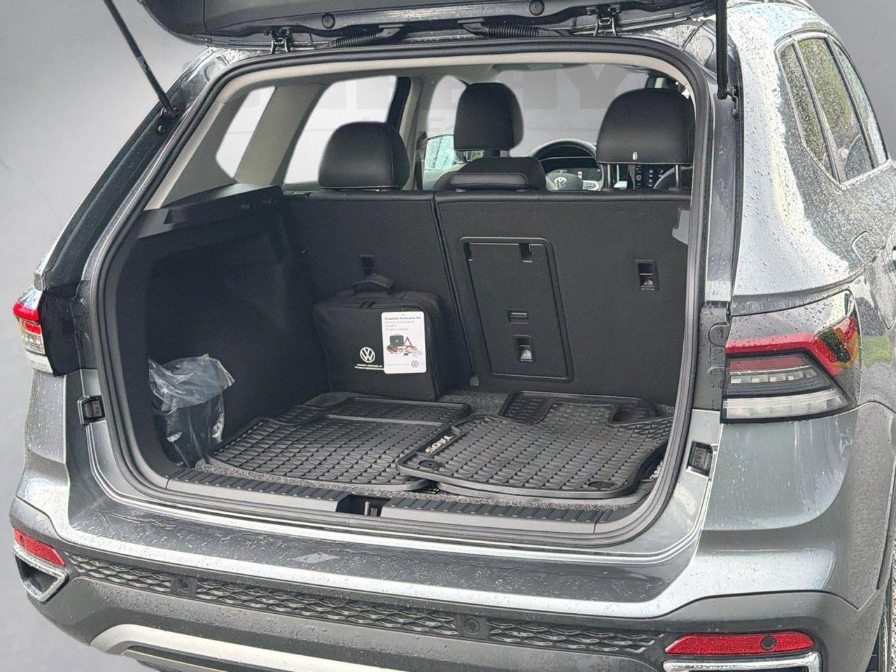 2025 Volkswagen Taos SE Hagerstown MD