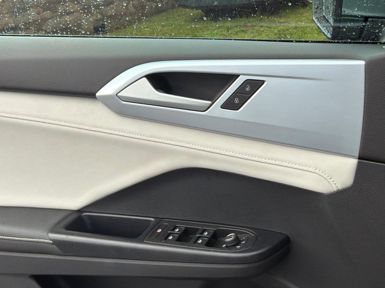 2025 Volkswagen Taos SE Hagerstown MD
