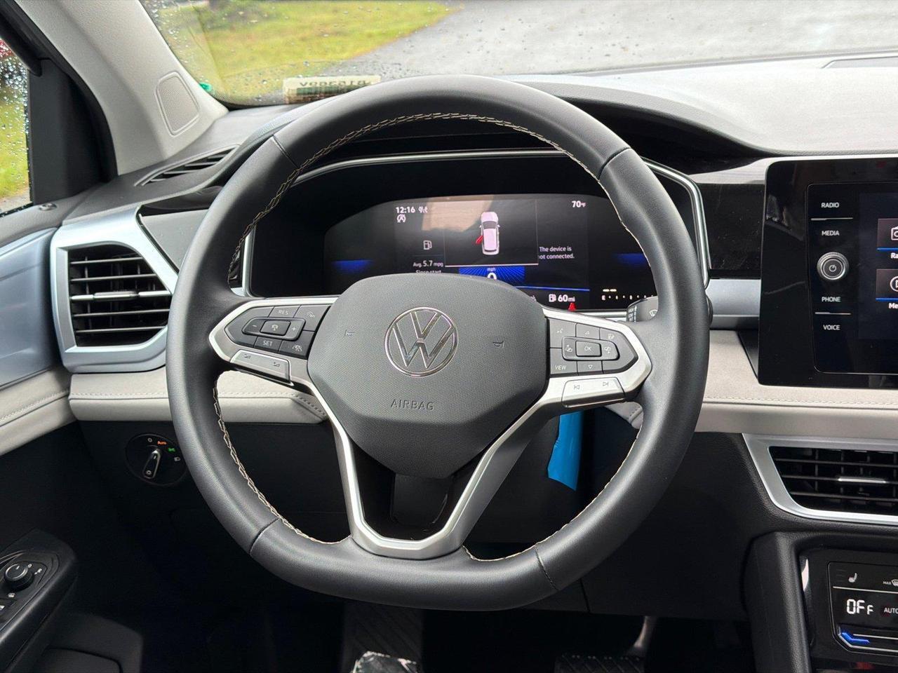 2025 Volkswagen Taos SE Hagerstown MD