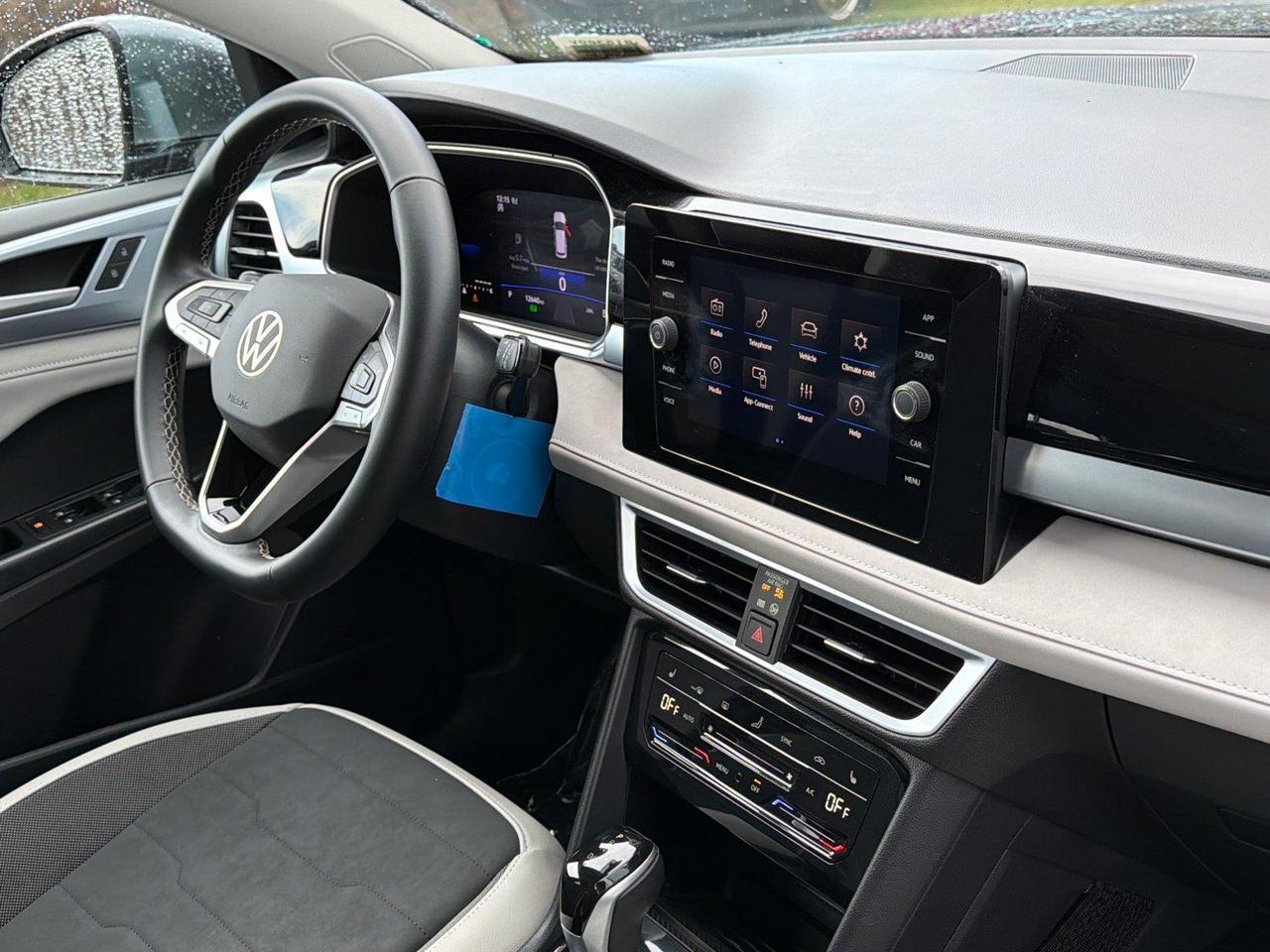 2025 Volkswagen Taos SE Hagerstown MD