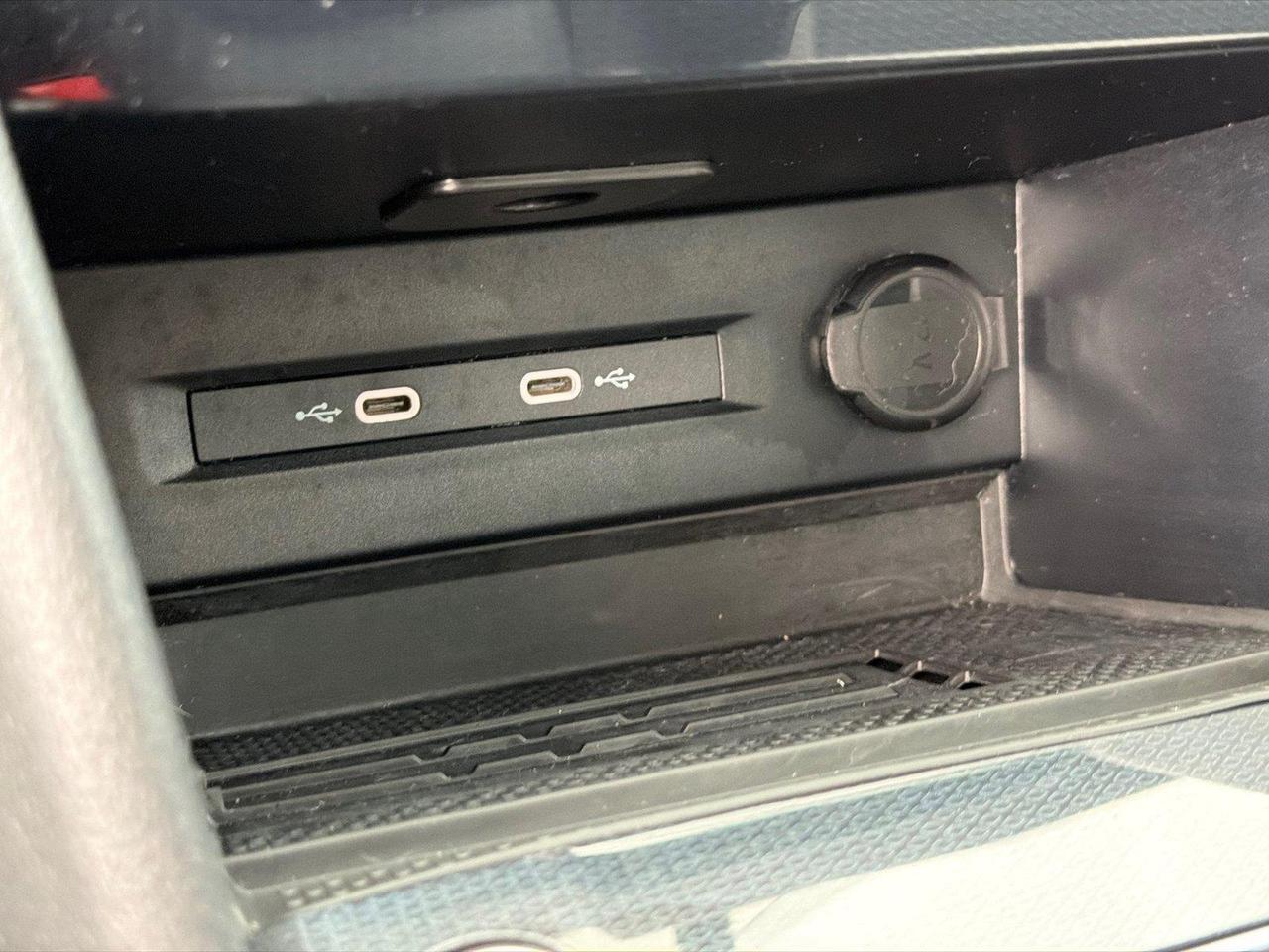 2025 Volkswagen Taos SE Hagerstown MD