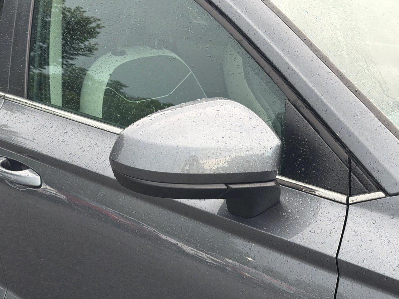 2025 Volkswagen Taos SE Hagerstown MD