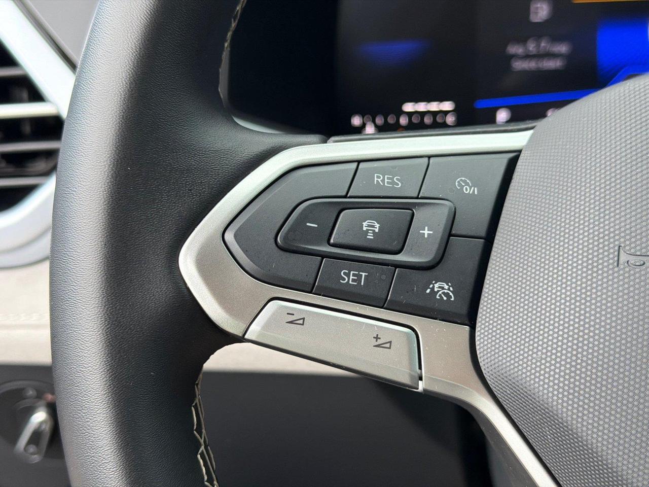 2025 Volkswagen Taos SE Hagerstown MD