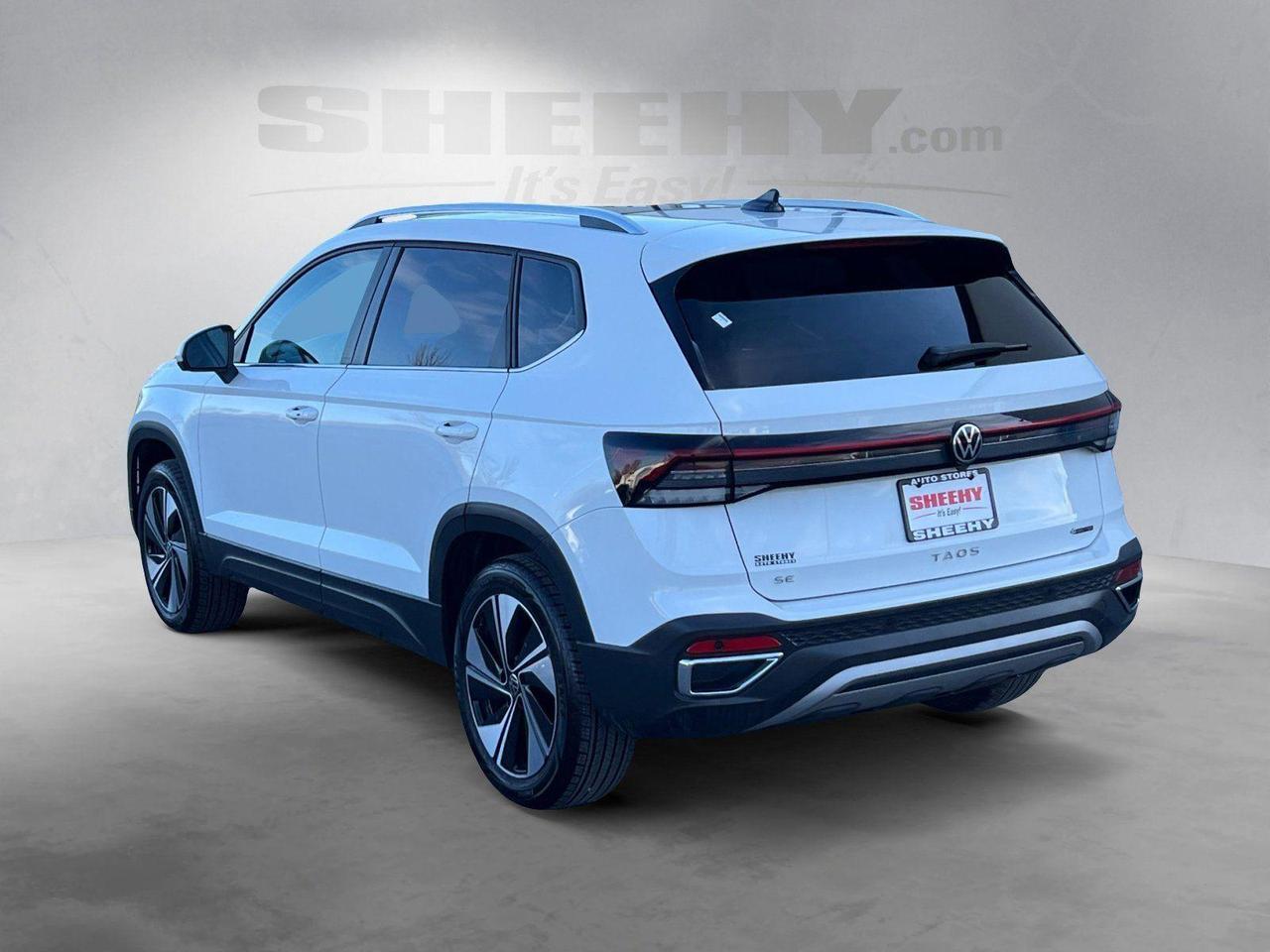 2025 Volkswagen Taos SE Hagerstown MD