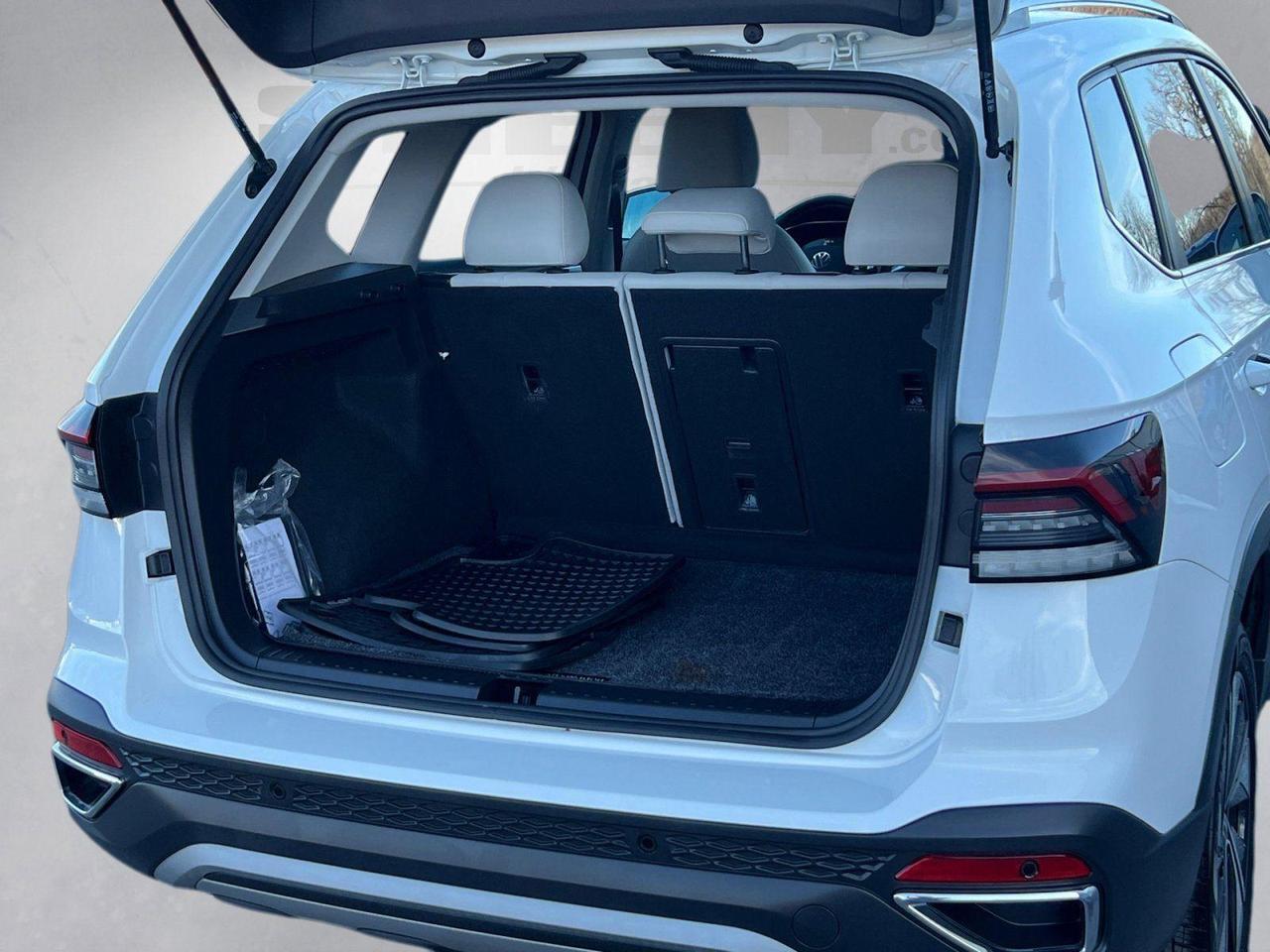 2025 Volkswagen Taos SE Hagerstown MD