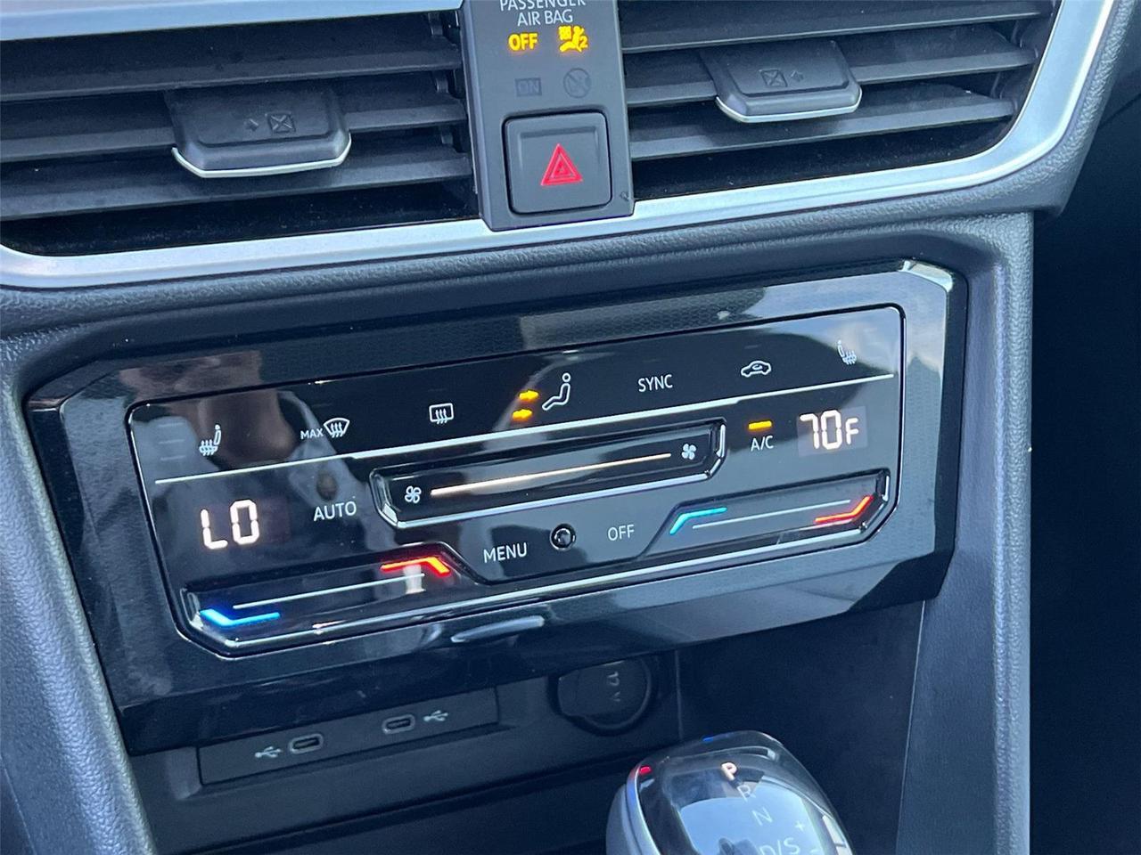 2025 Volkswagen Taos SE Hagerstown MD