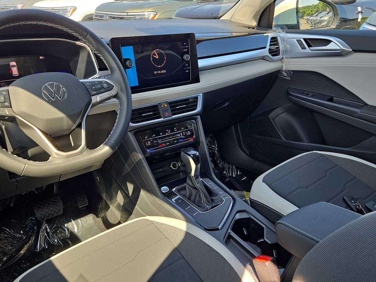 2025 Volkswagen Taos SE Medford MA