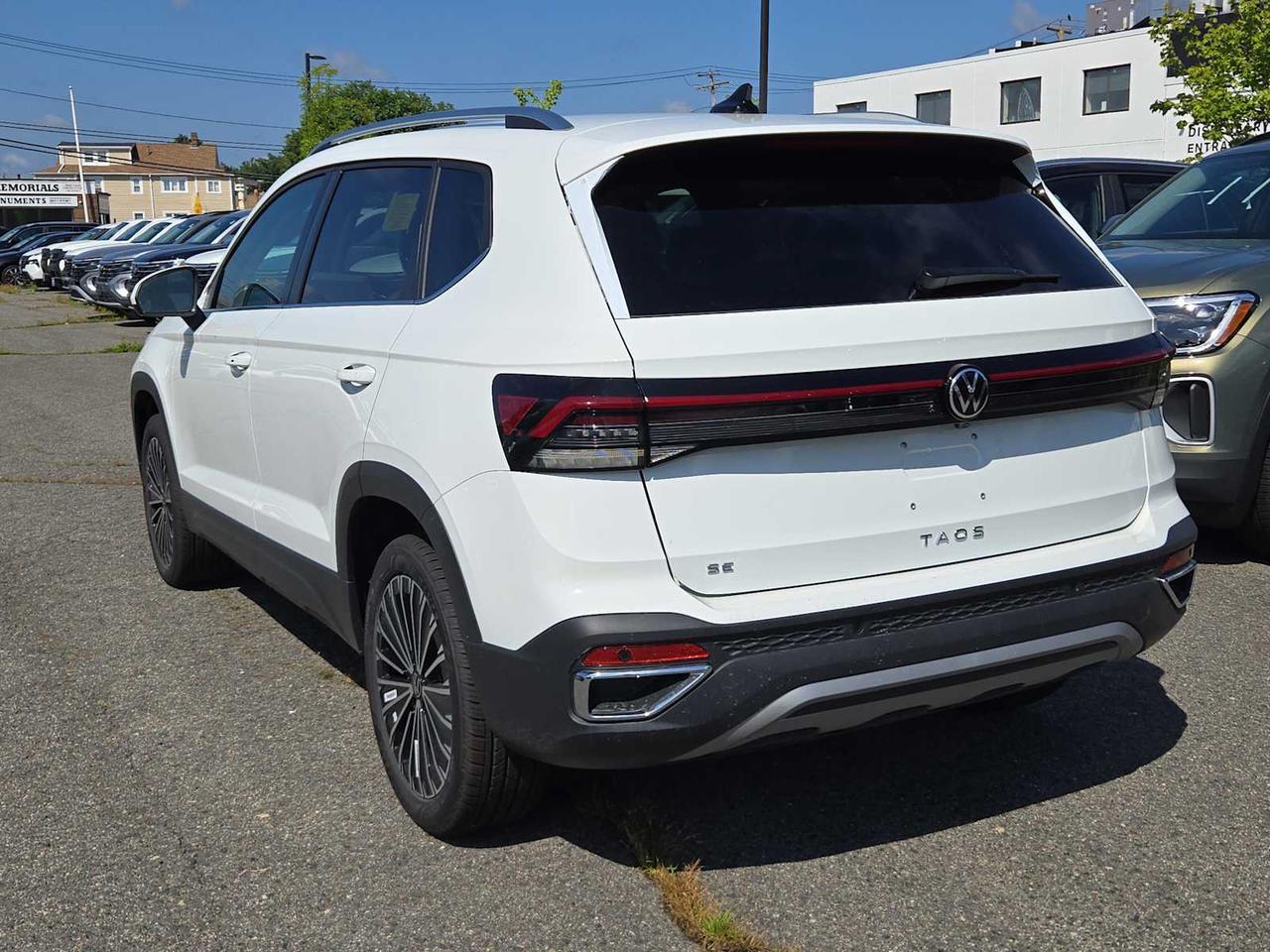 2025 Volkswagen Taos SE Medford MA