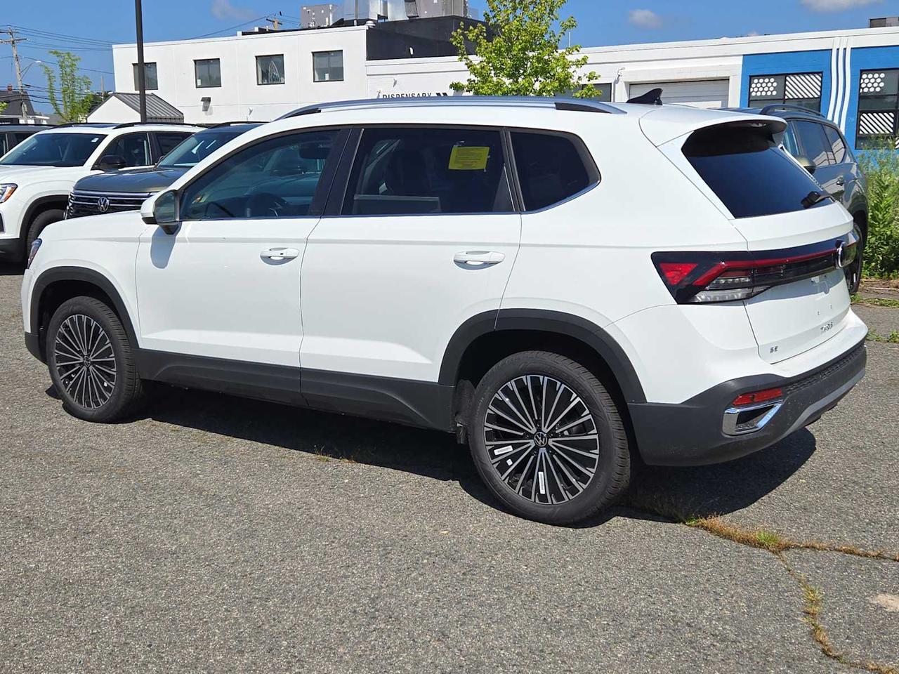 2025 Volkswagen Taos SE Medford MA
