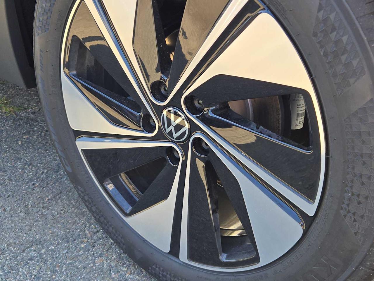 2025 Volkswagen Taos SE Medford MA