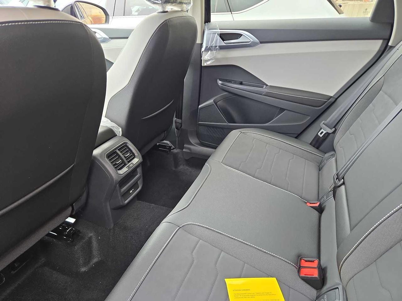 2025 Volkswagen Taos SE Medford MA