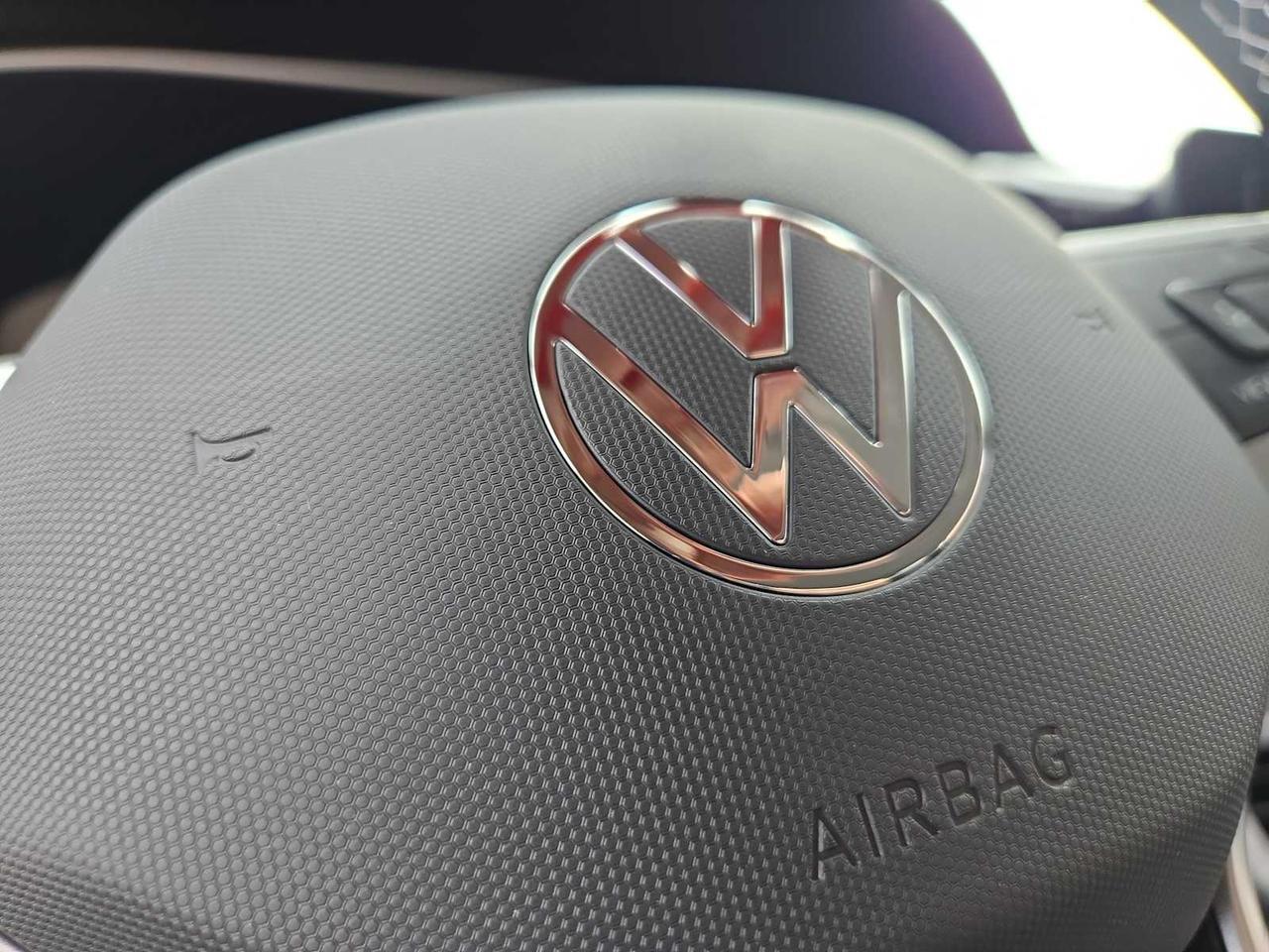 2025 Volkswagen Taos SE Medford MA