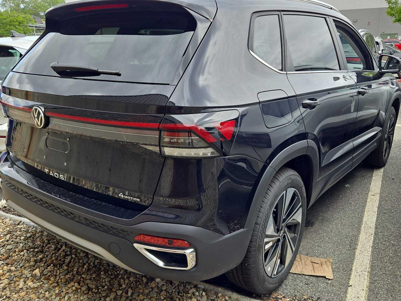 2025 Volkswagen Taos SE Medford MA