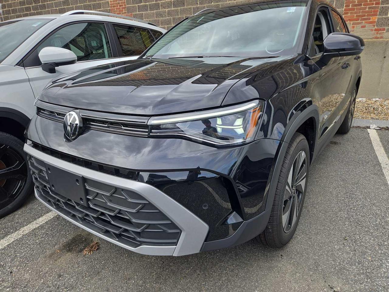 2025 Volkswagen Taos SE Medford MA