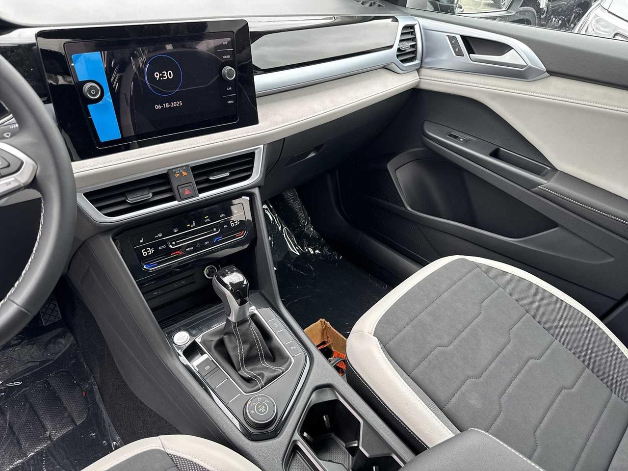 2025 Volkswagen Taos SE Medford MA