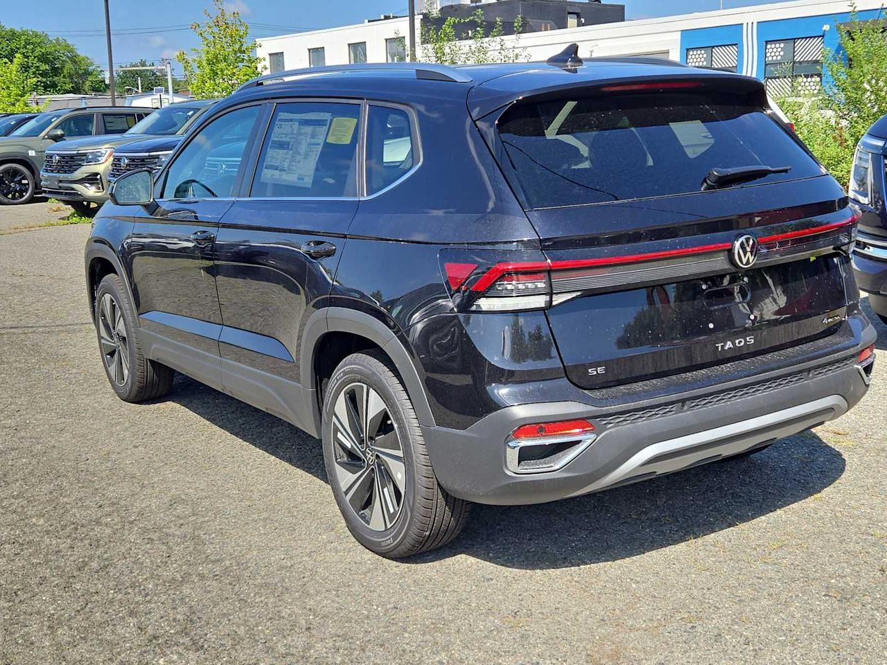 2025 Volkswagen Taos SE Medford MA