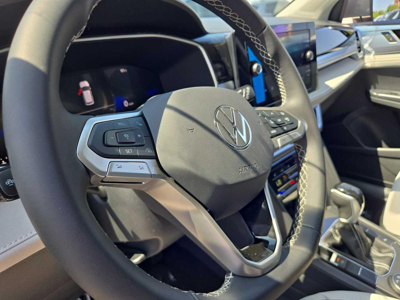 2025 Volkswagen Taos SE Medford MA