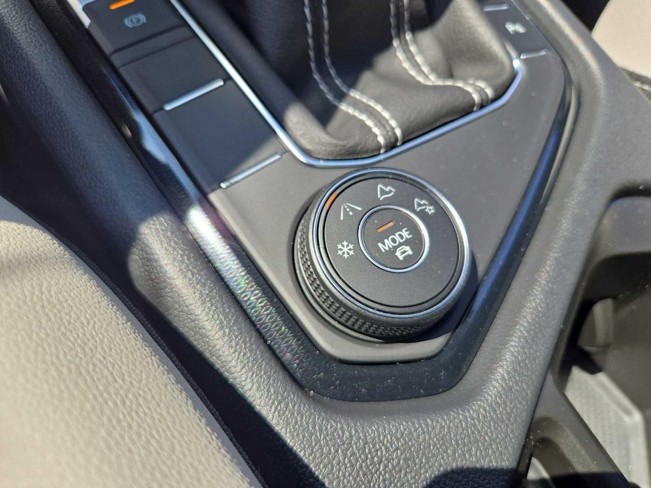 2025 Volkswagen Taos SE Medford MA
