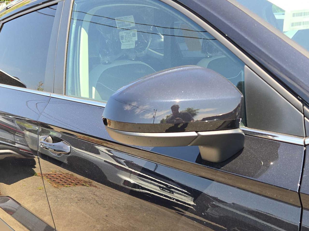2025 Volkswagen Taos SE Medford MA
