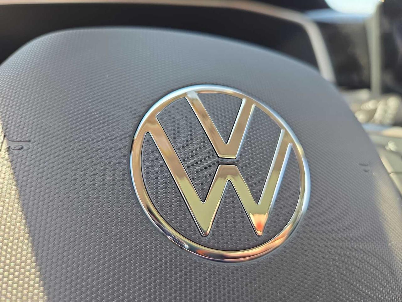 2025 Volkswagen Taos SE Medford MA