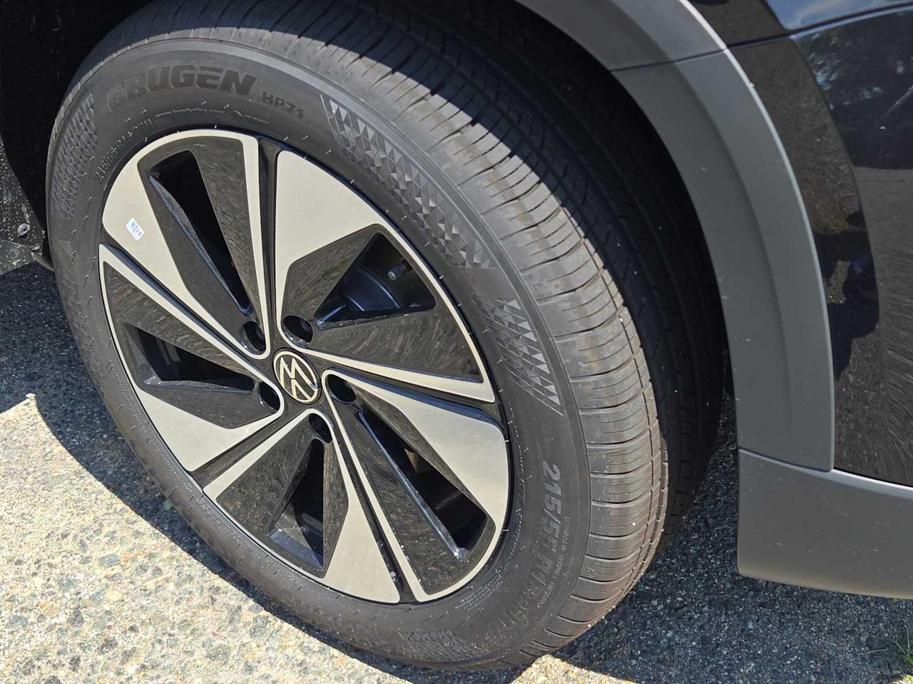 2025 Volkswagen Taos SE Medford MA