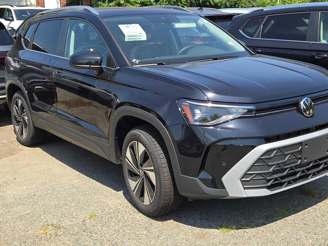 2025 Volkswagen Taos SE Medford MA