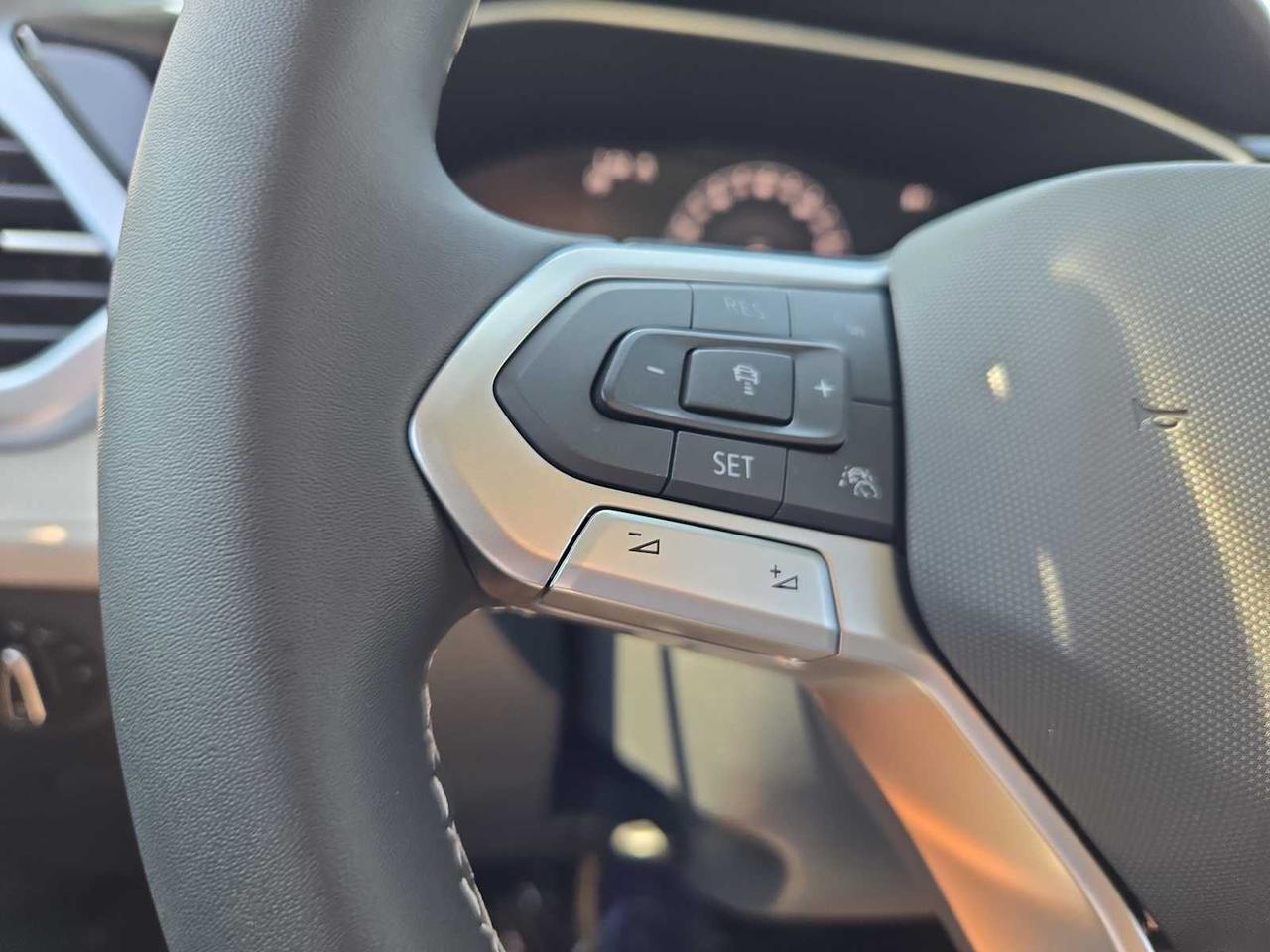 2025 Volkswagen Taos SE Medford MA