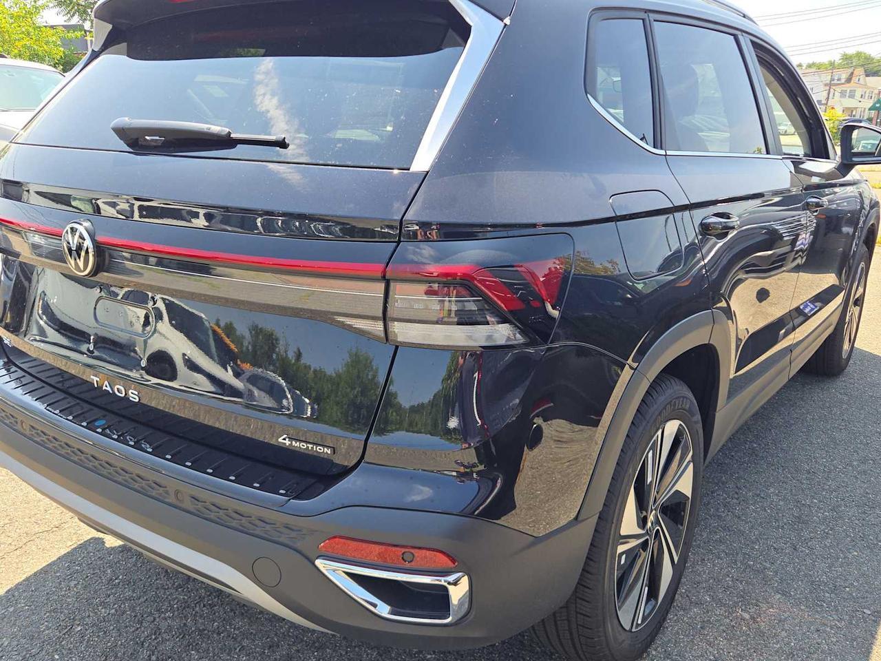2025 Volkswagen Taos SE Medford MA