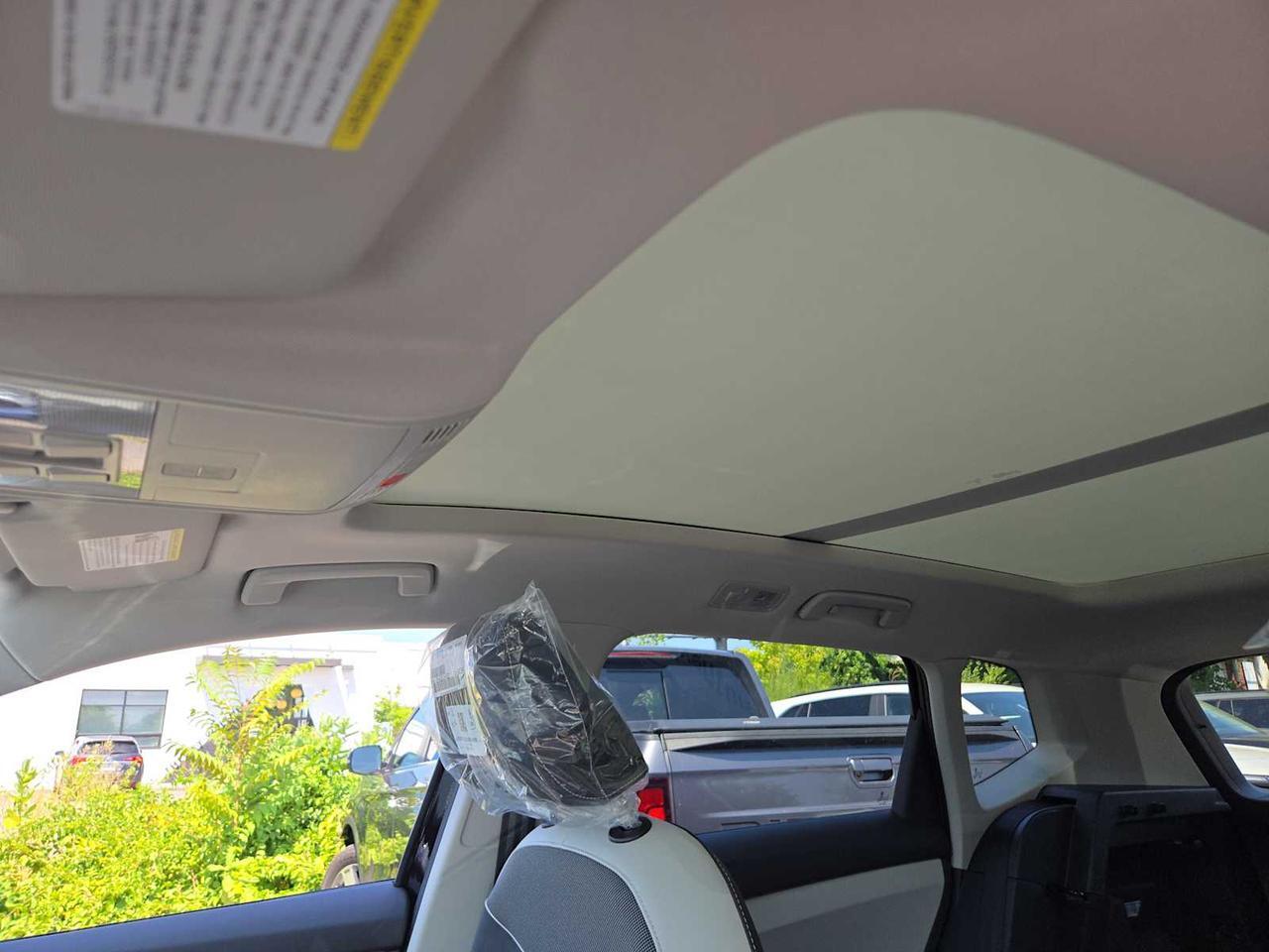 2025 Volkswagen Taos SE Medford MA