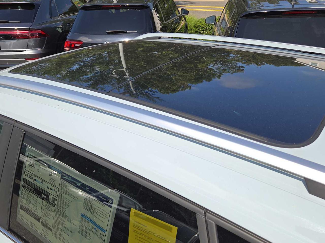 2025 Volkswagen Taos SE Wellesley MA