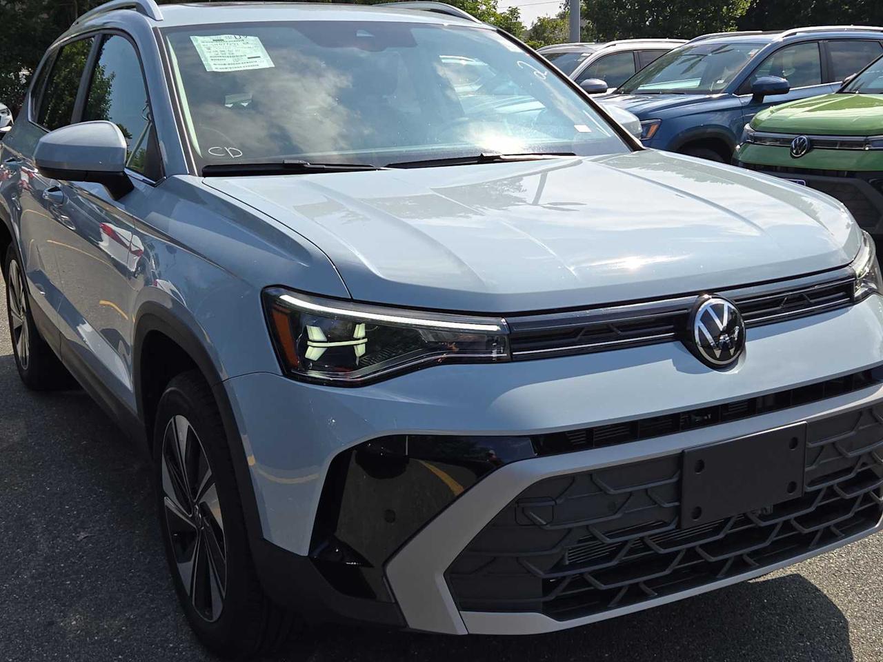 2025 Volkswagen Taos SE Wellesley MA