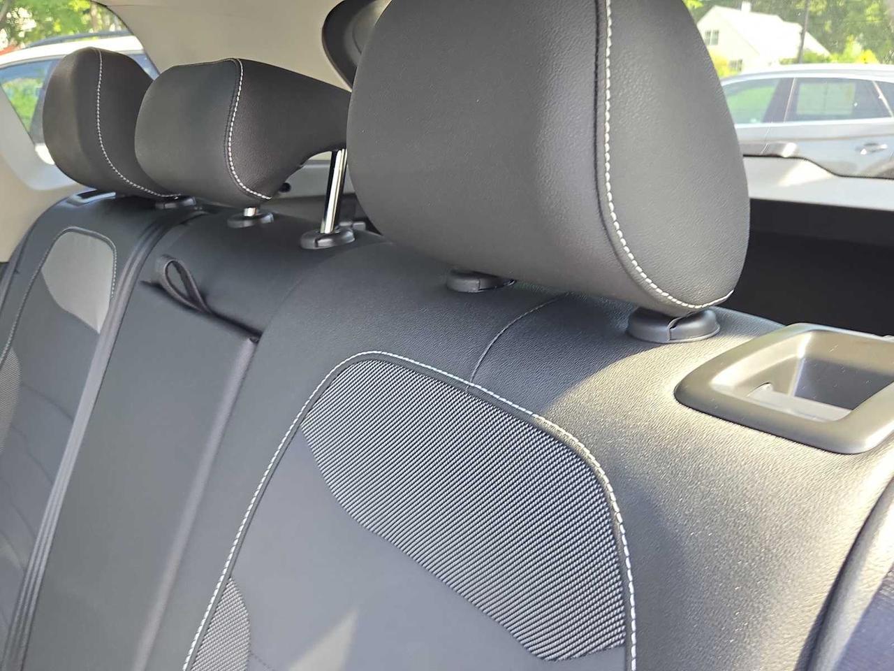 2025 Volkswagen Taos SE Wellesley MA