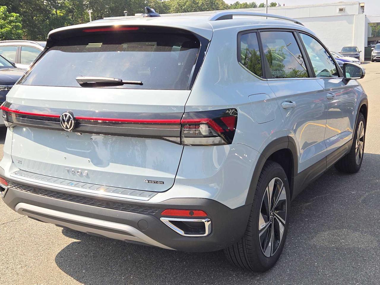 2025 Volkswagen Taos SE Wellesley MA