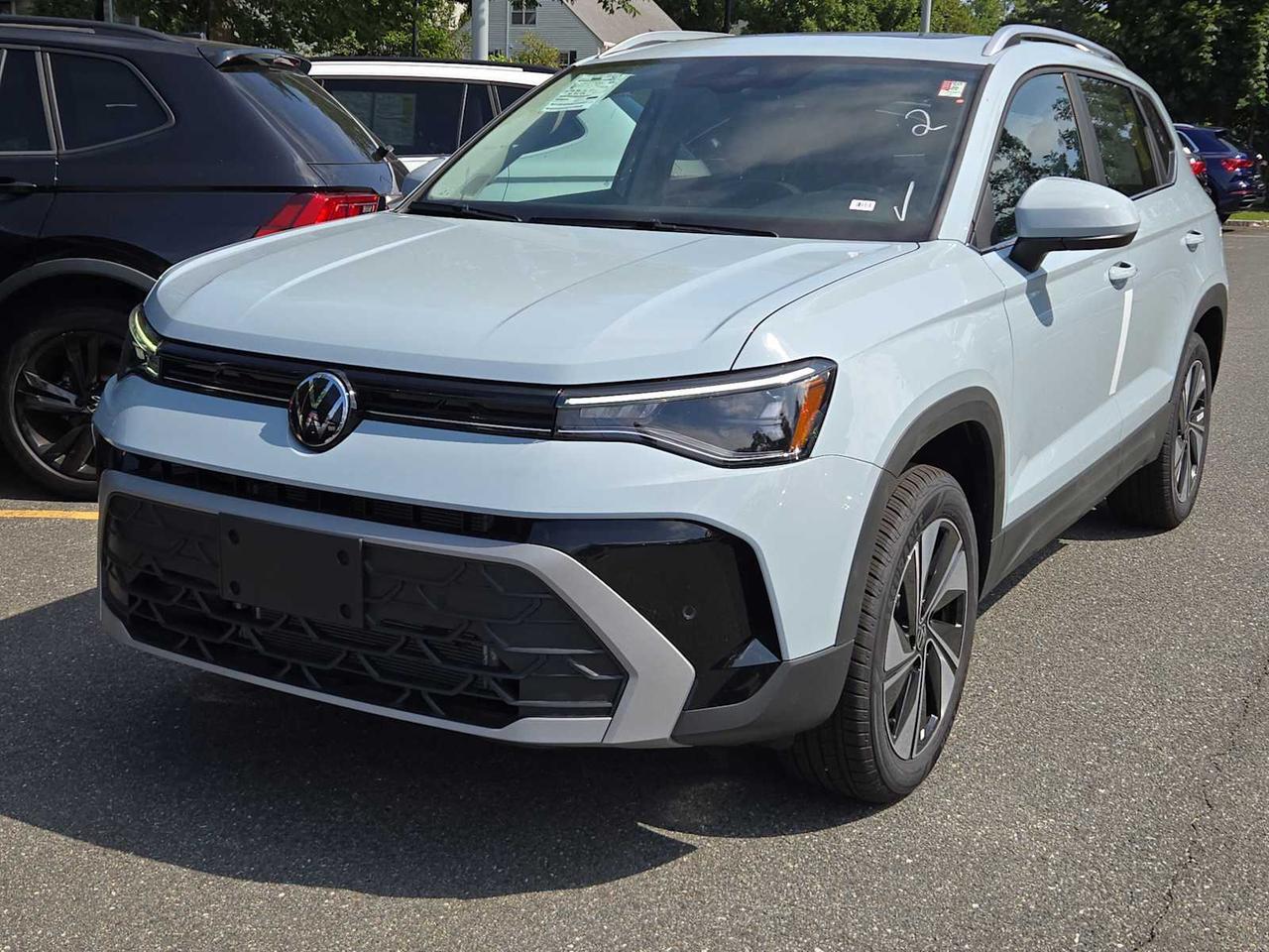 2025 Volkswagen Taos SE Wellesley MA