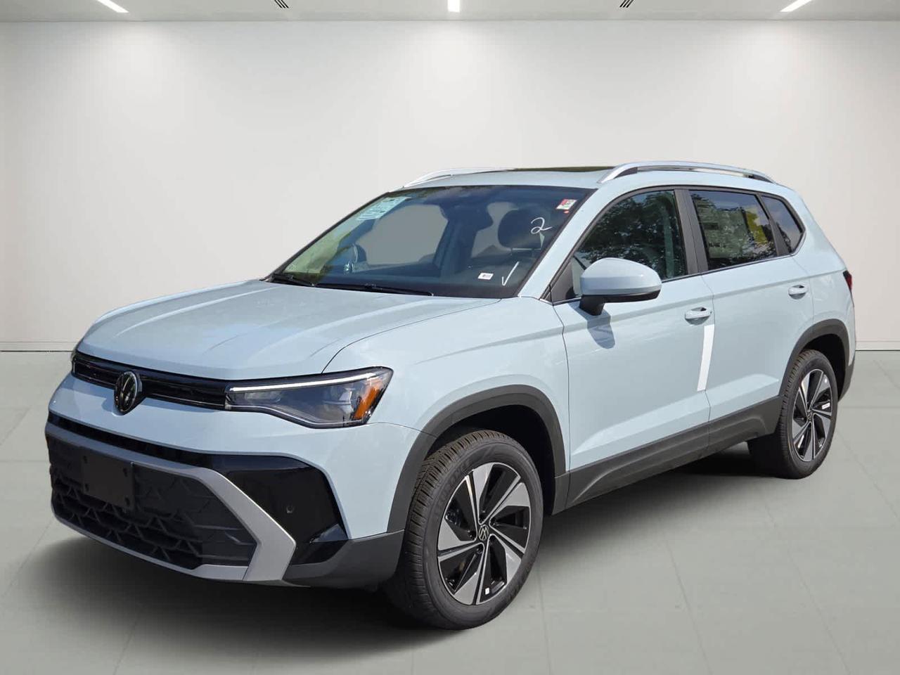 2025 Volkswagen Taos SE Wellesley MA