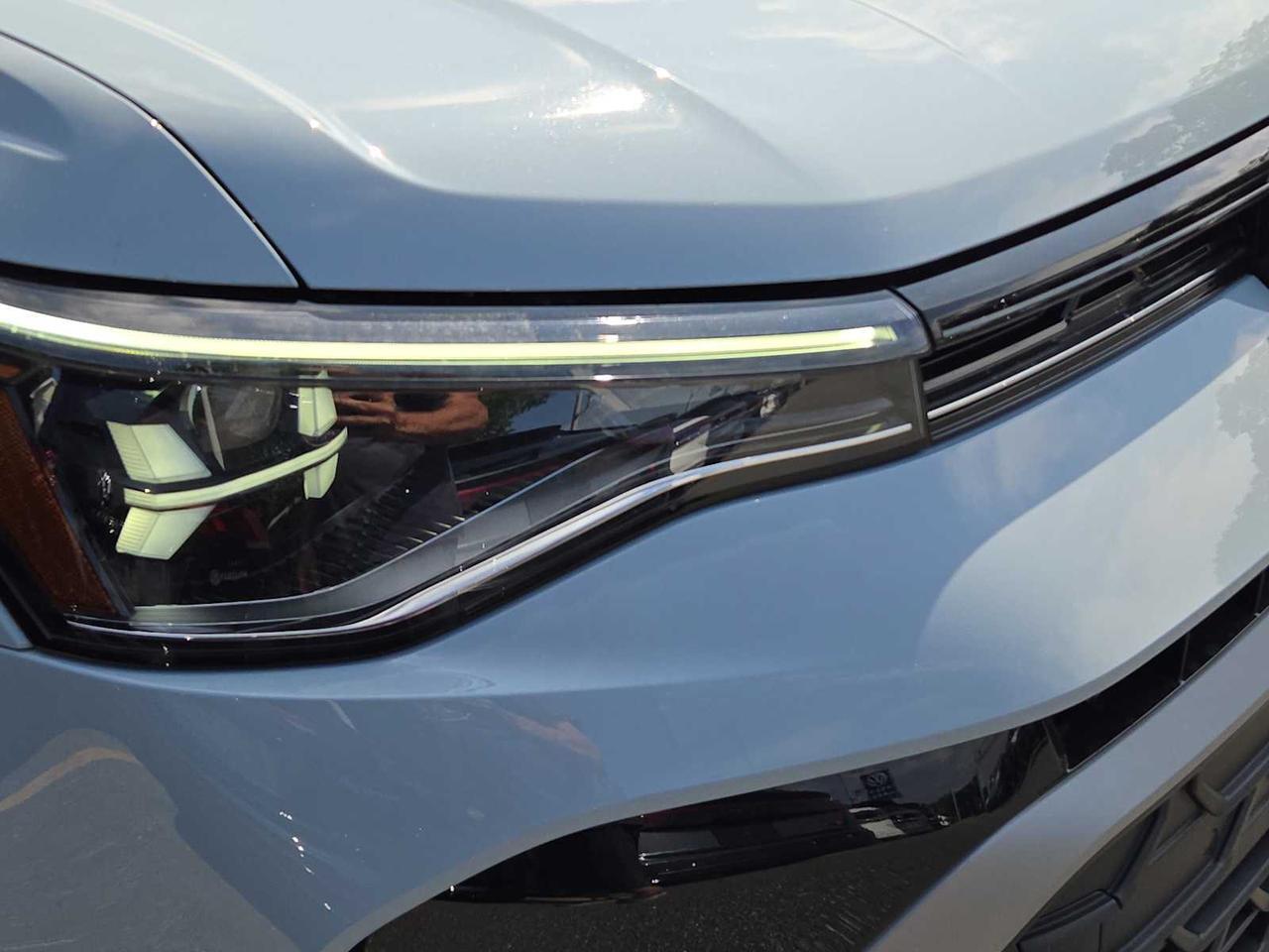 2025 Volkswagen Taos SE Wellesley MA