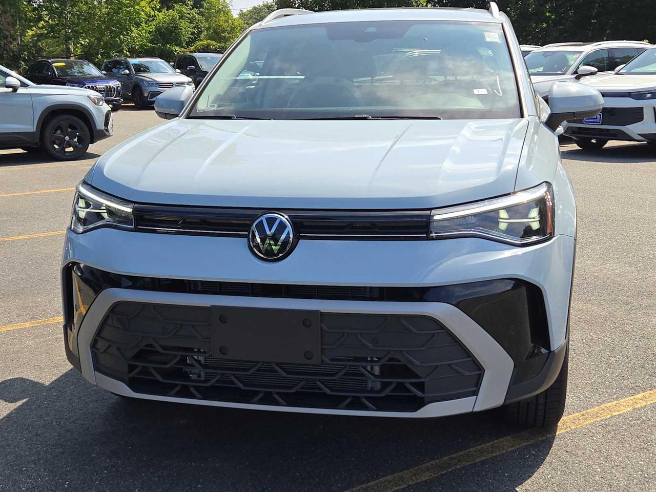 2025 Volkswagen Taos SE Wellesley MA