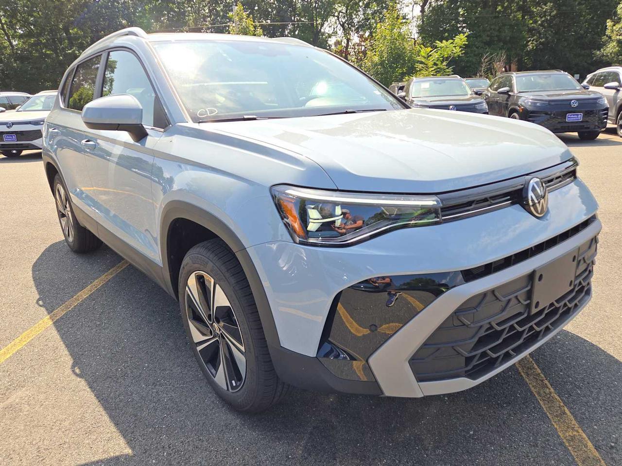 2025 Volkswagen Taos SE Wellesley MA