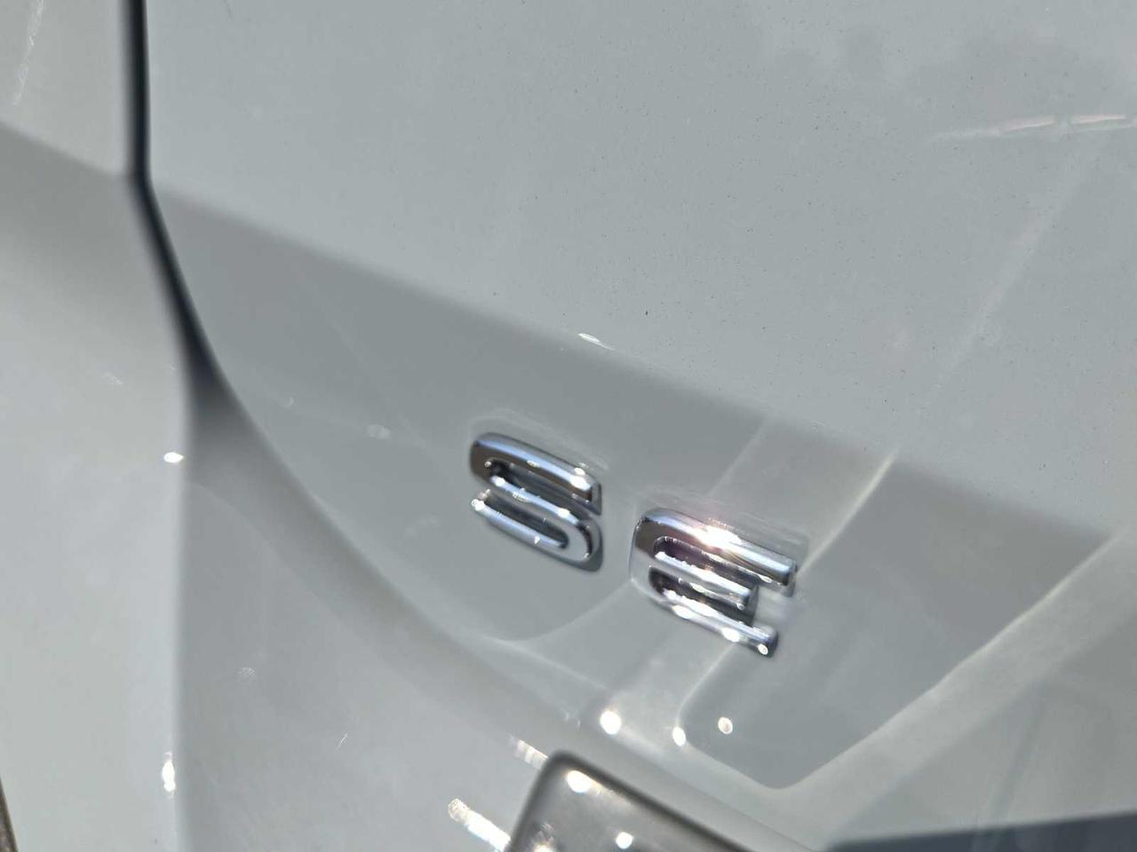 2025 Volkswagen Taos SE Wellesley MA