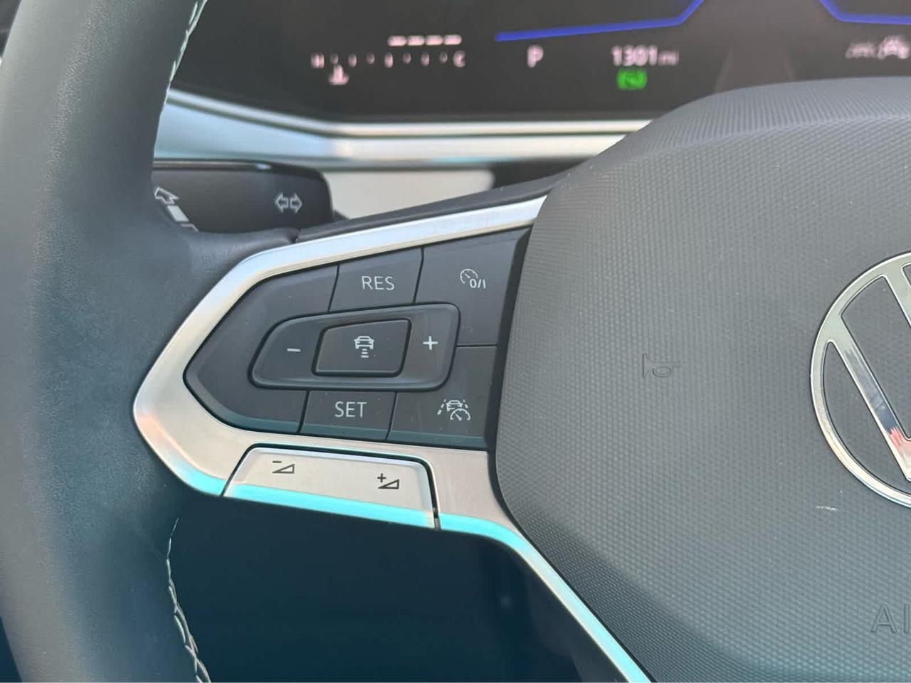 2025 Volkswagen Taos SE Wellesley MA