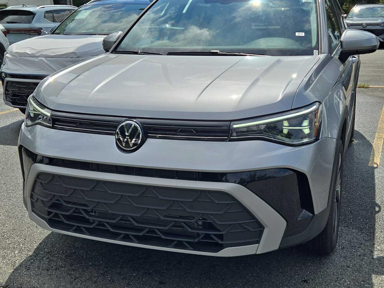 2025 Volkswagen Taos SE Wellesley MA