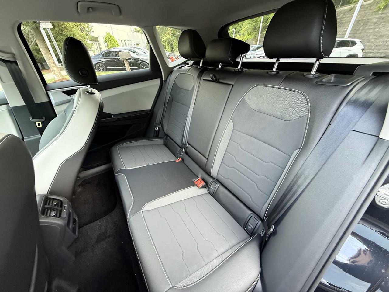 2025 Volkswagen Taos SE Westborough MA