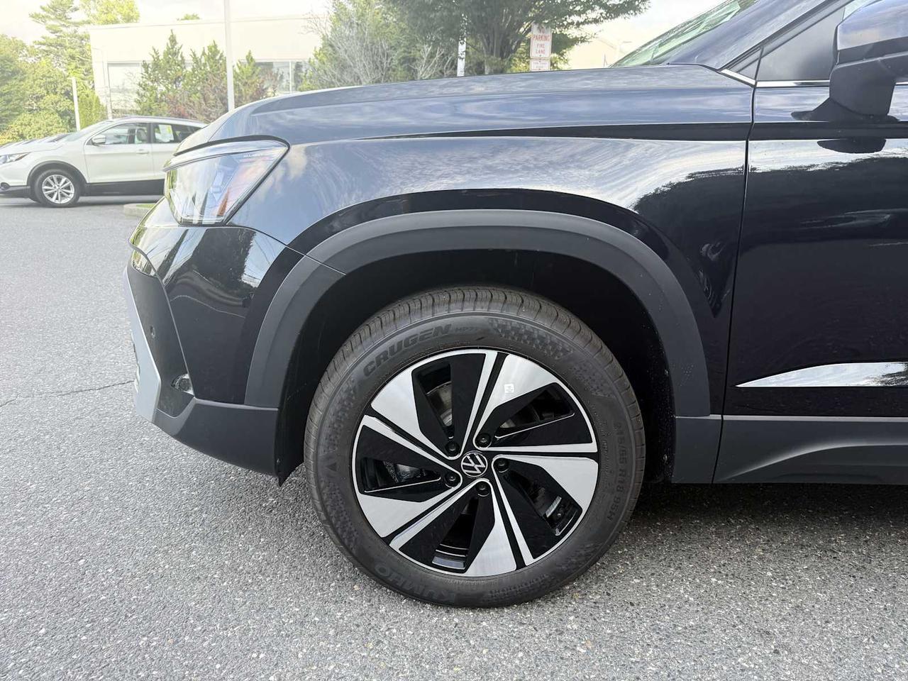 2025 Volkswagen Taos SE Westborough MA